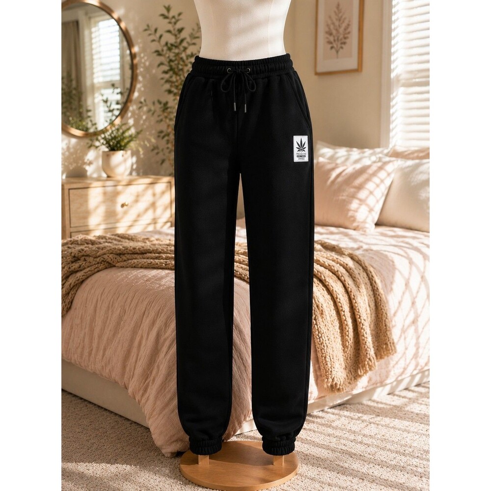 Treasuto Diweige Maple Leaves Black Fleece Lined Sweatpants Women’s Medium NWOT